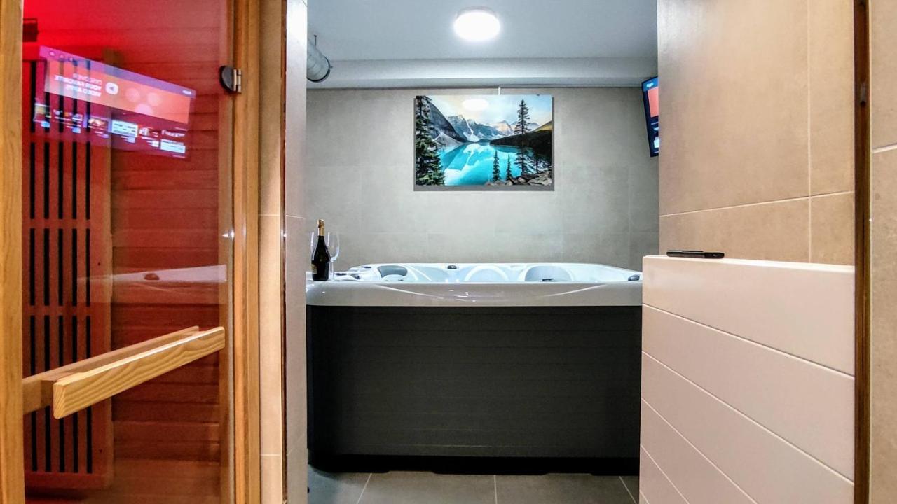 Grand Spa Harrachov - Wellness Luxusni Apartman S Velkou Virivkou, Saunou, Kuchyni A Venkovnim Posezenim V Centru Harrachova Exterior photo