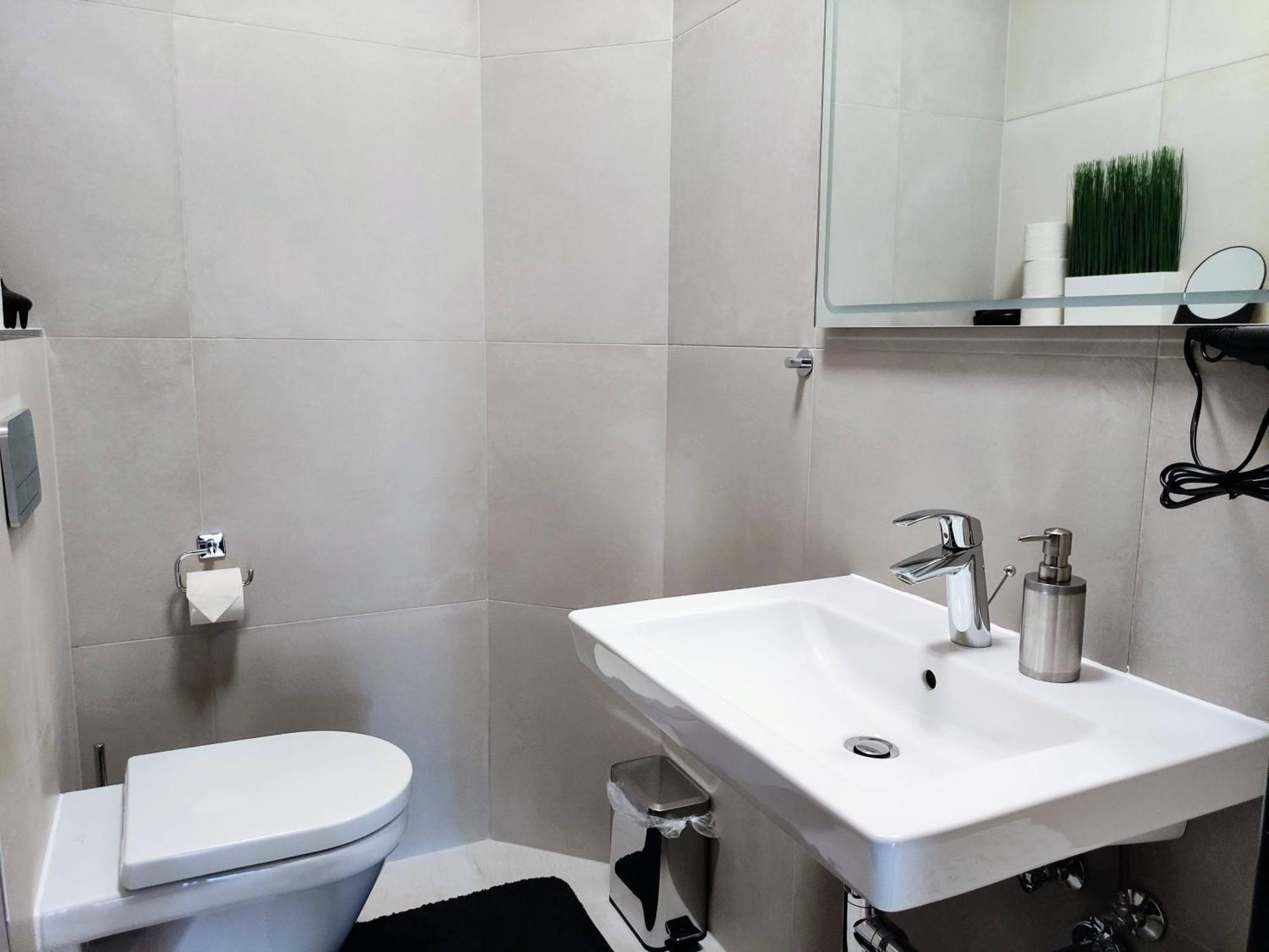 Grand Spa Harrachov - Wellness Luxusni Apartman S Velkou Virivkou, Saunou, Kuchyni A Venkovnim Posezenim V Centru Harrachova Room photo